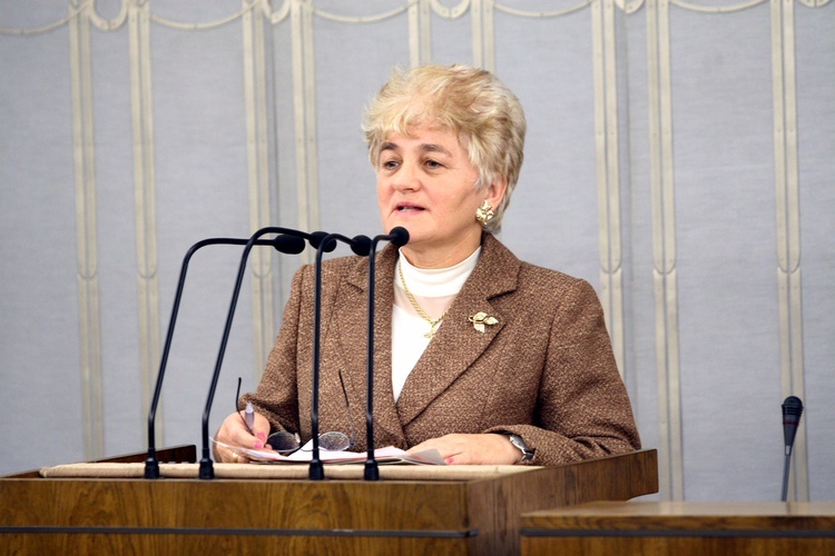 Senator Janina Fetlińska odczas 39. posiedzenia Senatu RP VI kadencji. Warszawa, 13.11.2007 r.