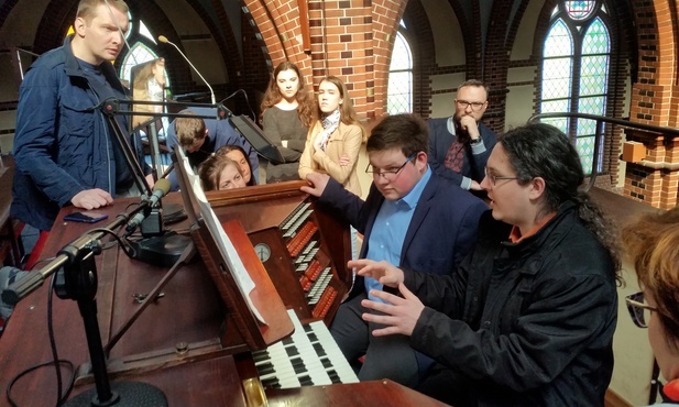 Węgierski organista w gliwickiej szkole