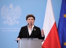 Szydło: Zapraszamy do podpisania porozumienia i do rozmowy przy okrągłym stole