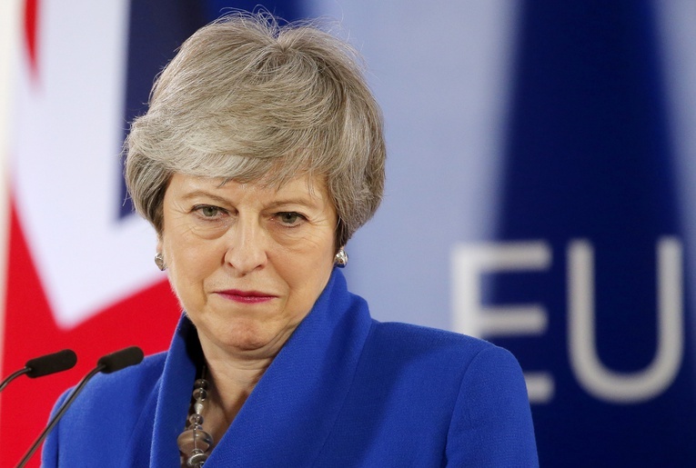 "May pozostanie premierem do zakończenia brexitu"