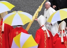 Papieski apel o modlitwę różańcową dla pokoju