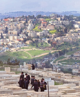 Najdroższy cmentarz świata na Górze Jerozolimskiej. 
To tu powróci Mesjasz – prorokował Zachariasz.
6.04.2019 Jerozolima, Izrael