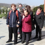 Błogosławieństwo niepełnosprawnych przed pielgrzymką do Lourdes