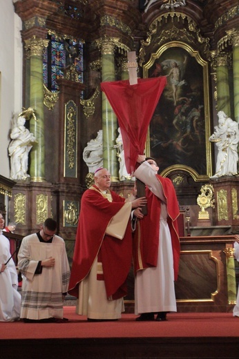 Legnica. Liturgia Wielkiego Piątku