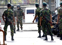 Sri Lanka. Rząd: Premier nie wiedział o ostrzeżeniu przed atakami