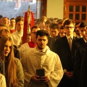Bierzmowanie w Wietrzychowicach i Biskupicach Radłowskich: Jakość kontra bylejakość