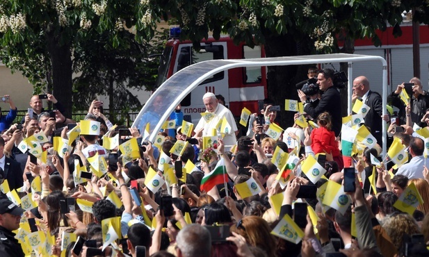 O. Grec: prawosławni w Bułgarii zainteresowani wizytą Papieża