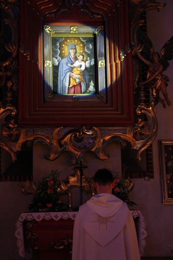 Akatyst ku czci Bogurodzicy u dominikanów