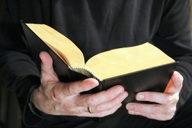 Przypominamy o inicjatywach zachęcających do czytania Pisma Świętego
