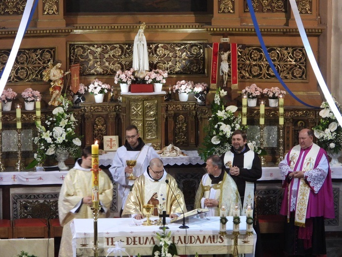 Święcenia i prymicje w kłodzkiej parafii - cz. 01