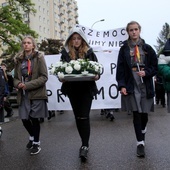 W marszu wzięli udział m.in. uczniowie i nauczyciele szkoły, w której doszło do tragedii.