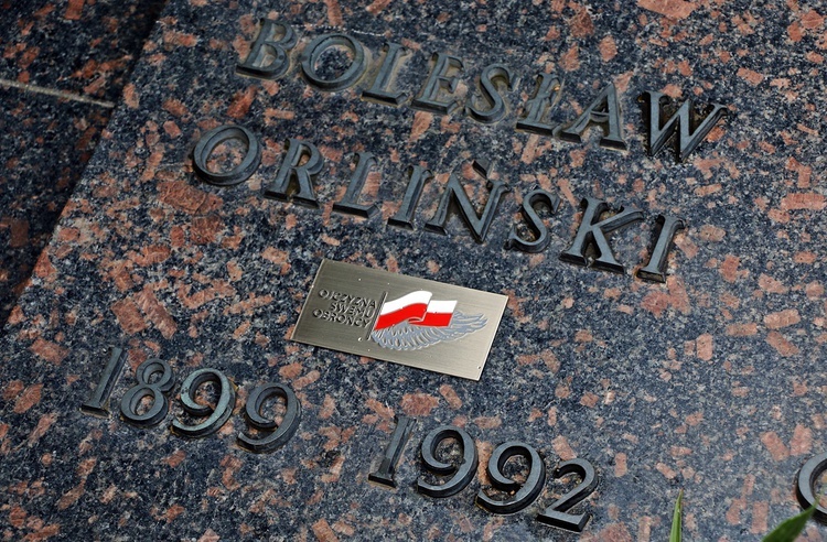 Oznaczyli grób Bolesława Orlińskiego, asa polskiego lotnictwa