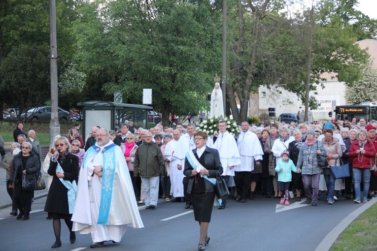 Modlitwa za miasto i zawierzenie Maryi