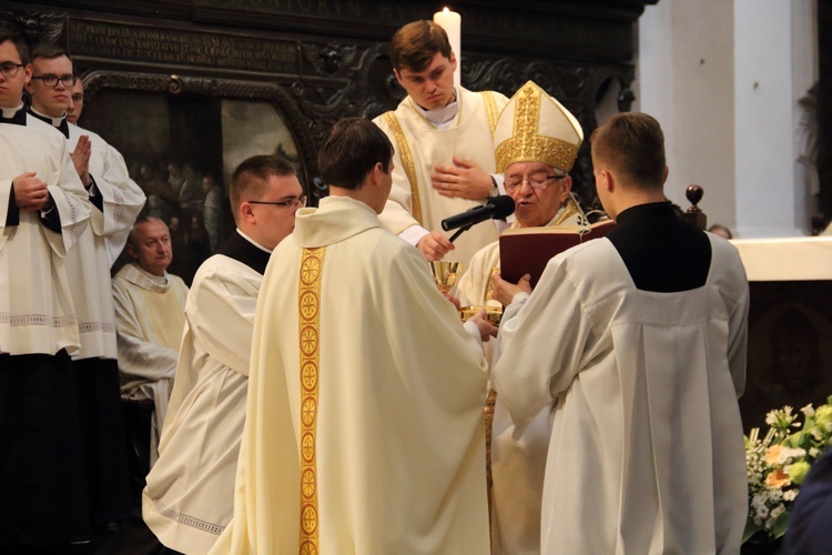 Święcenia prezbiterów w archikatedrze oliwskiej