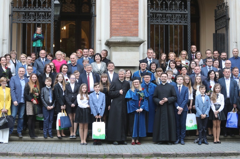 Uczniowie z Gilowic na gali w Collegium Novum UJ w Krakowie - 2019