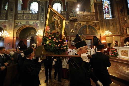 Pielgrzymka Piekarska, część 4 - nabożeństwo majowe