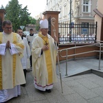 Opole. Przeniesienie do katedry ciała śp. biskupa Jana Bagińskiego