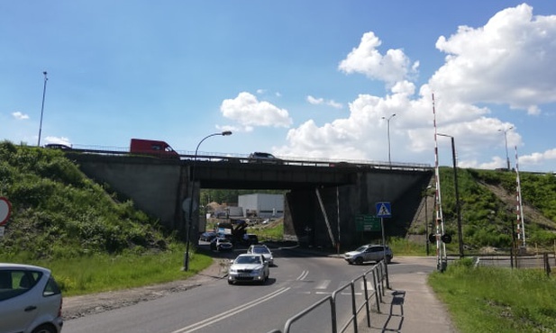Katowice: przebudowa drogi nr 86 spędza sen z powiek kierowcom