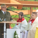 Poświęcenie pomnika pomordowanych żołnierzy "Bartka" w Starym Grodkowie