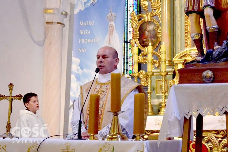 ks. Michał Jaremko został proboszcze w parafii pw. Ducha Świętego w Bielawie
