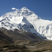 Nepal: Czy rekord wejść na Everest stoi za śmiercią wspinaczy?