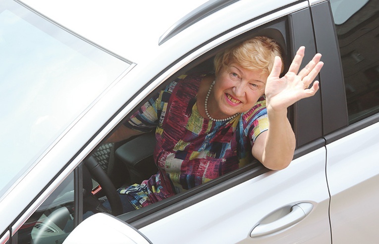 Słabszy refleks, wzrok i słuch, gorsza koncentracja uwagi – te związane z wiekiem ograniczenia mają wpływ na zdolność kierowania pojazdami.