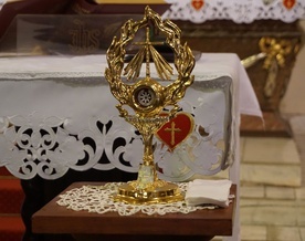 Relikwie świętej parafia otrzymała 1 maja br. 