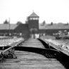 79 lat temu w KL Auschwitz zmarł pierwszy więzień