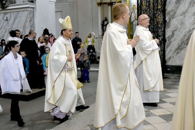 Odpust w sanktuarium Strażniczki Wiary Świętej w Bardzie Śląskim