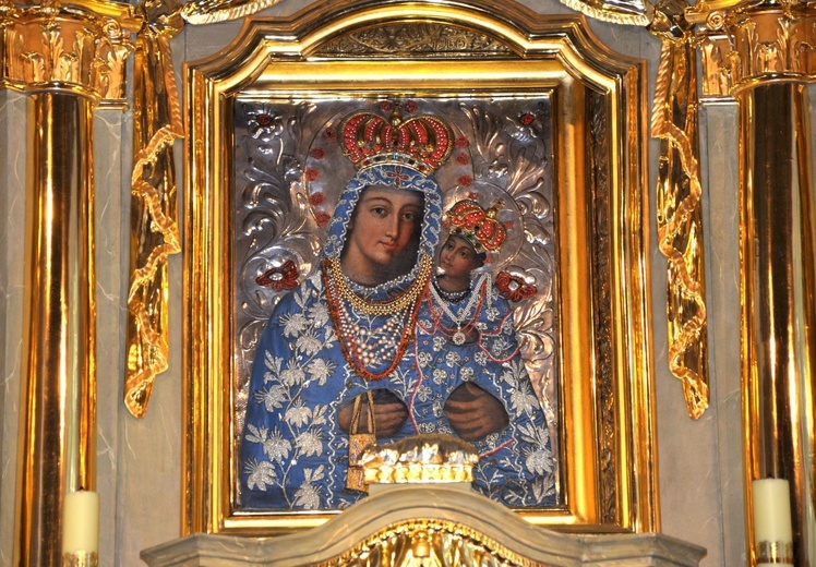 Cudowny obraz Matki Bożej z kościoła Na Burku. Najstarsze sanktuarium MB Szkaplerznej znajduje się w Tarnowie. 