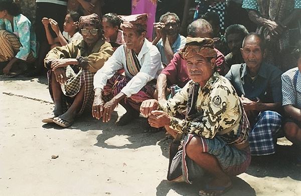 ▲	Mieszkańcy Timoru Wschodniego.