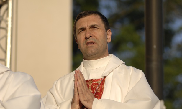 Bp Piotr Sawczuk