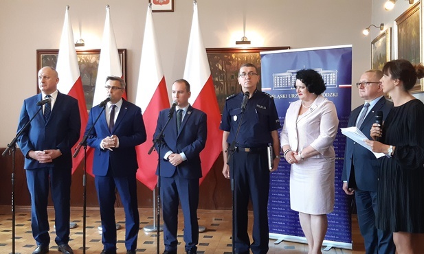 Katowice: wizyta wiceministra Adama Andruszkiewicza. Konsultacje dotyczące bezpieczeństwa w sieci