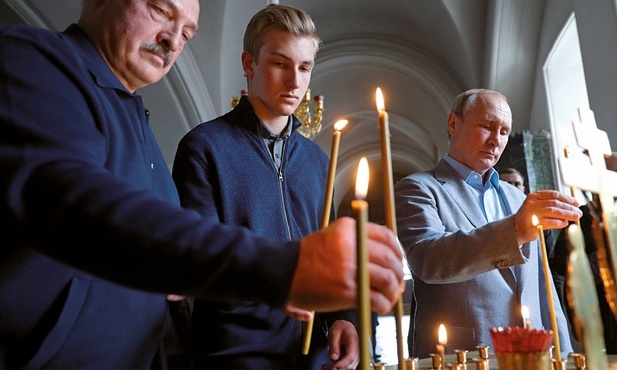 Prezydenci Łukaszenka i Putin w klasztorze na wyspie Wałaam.