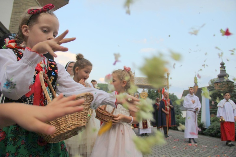 Krużlowa. Rozpoczęcie odpustu ku czci Przemienienia Pańskiego