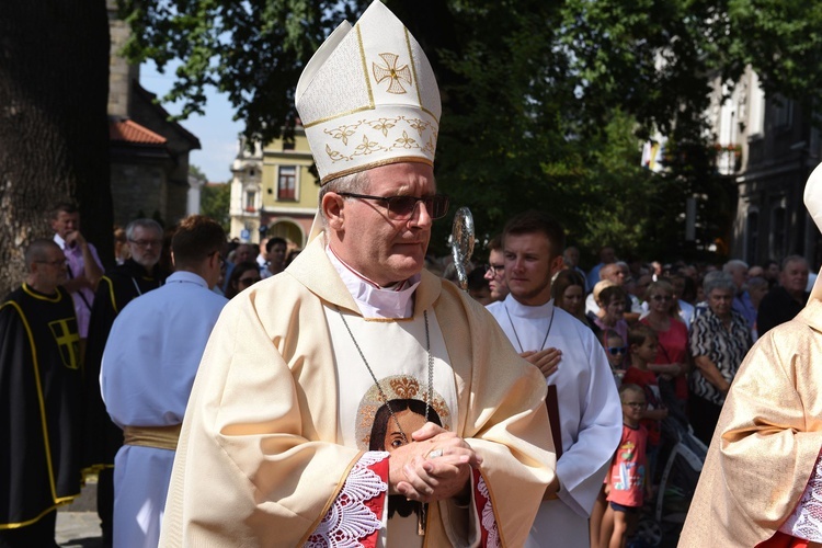 Mszę św. celebrował także bp Mirosław Gucwa z Bouar.