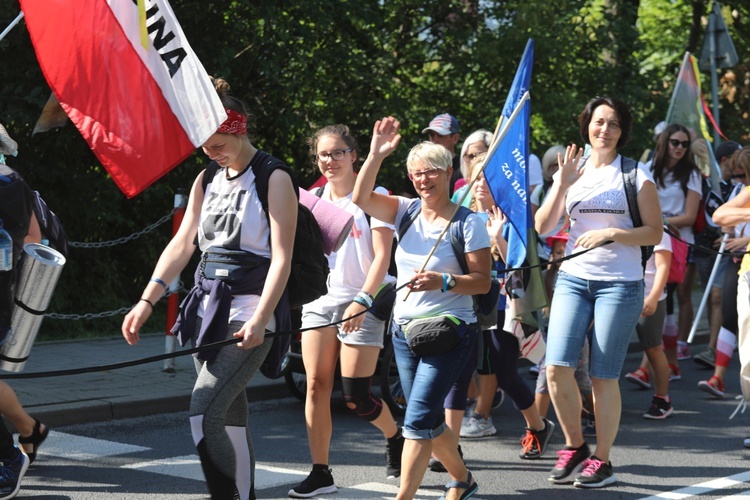 28. pielgrzymka diecezjalna wyrusza z Hałcnowa na Jasną Górę - 2019