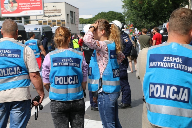 Wokół marszu równości w Płocku