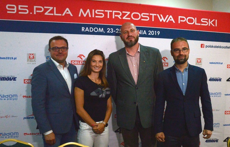 Od lewej: Radosław Witkowski, Martyna Kotwiła, Tomasz Majewski i Mateusz Tyczyński.