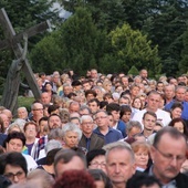 Pasierbiec. Oni tutaj są. Są nadziei promiennym znakiem