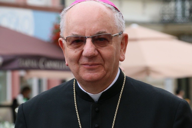 Arcybiskup zachęca wszystkich do świętowania w Wąwolnicy, Lublinie i Chełmie