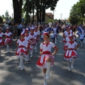 Nisko. Niżańskie mażoretki.