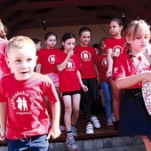▲	Pogórzańskie Dzieci kultywują tradycje i lokalny folklor.
