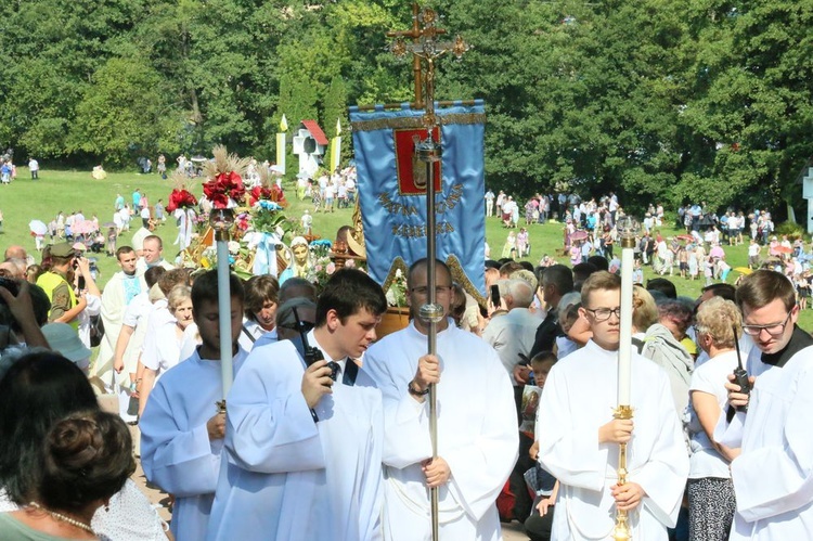 Uroczystości odpustowe w Wąwolnicy