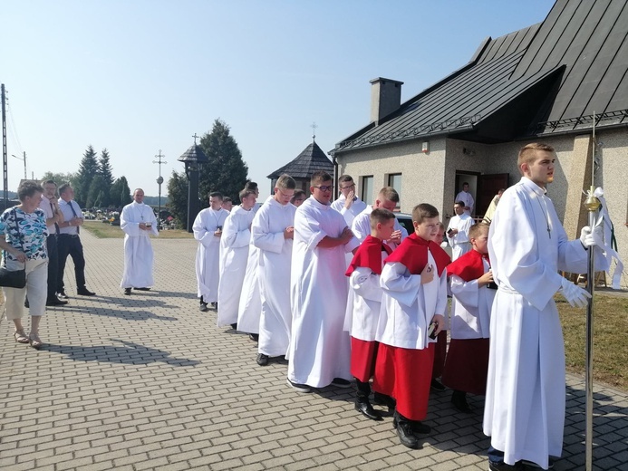 Klerycy idą pieszo na Jasną Górę - dzień 4