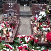 ▲	Groby „Inki” i „Zagończyka” znajdują się na gdańskim cmentarzu garnizonowym.