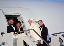 Papież leci do Mozambiku, ale część jego serca jest zupełnie gdzie indziej