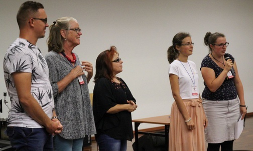 Z lewej instruktorzy jubileuszowych warsztatów Gospel - Adam Saczka, Lea Kjeldsen i Zuzanna Pradela.