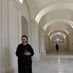 W odnowionym klasztorze