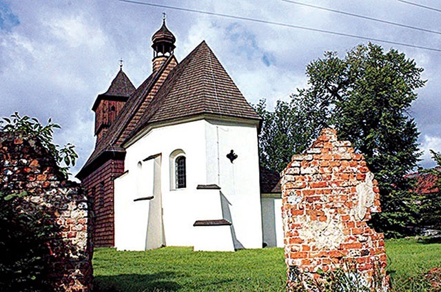 Kościół św. Jerzego w Ostropie.